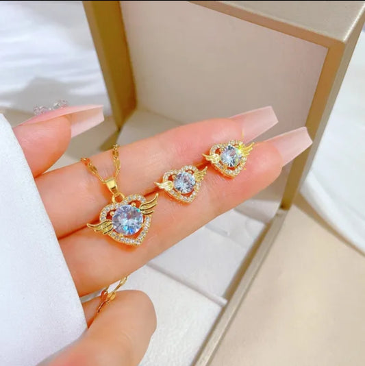 COLLAR CORAZON BLANCO