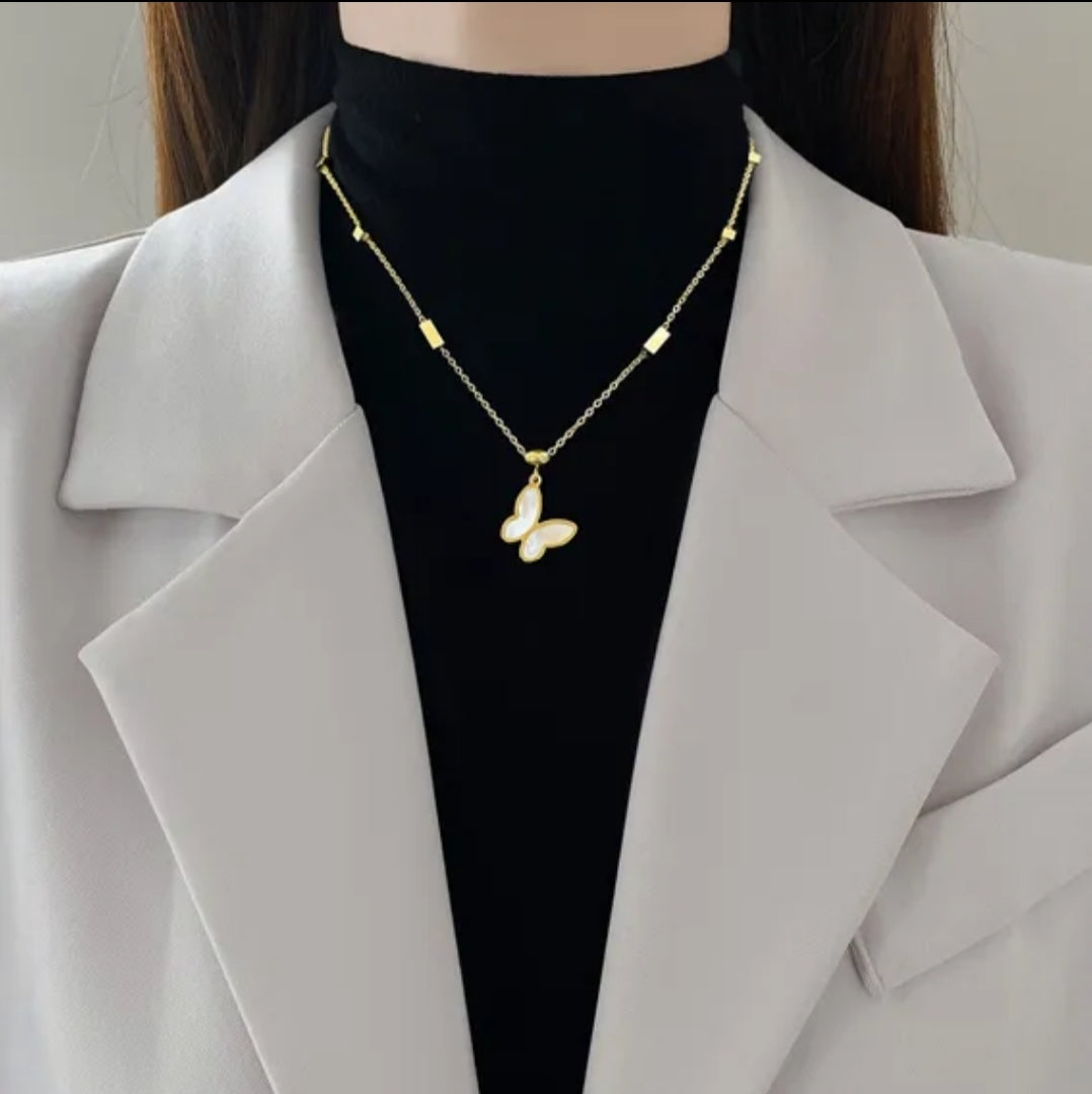 COLLAR MARIPOSA