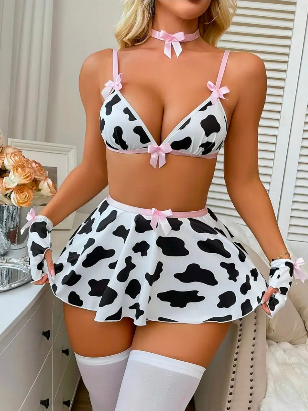VACA COSPLAY